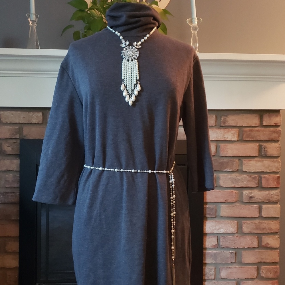 Zara Trafaluc size medium gray dress long sleeve